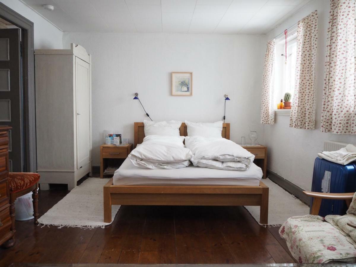 Aakirkeby Bed And Breakfast Exterior photo